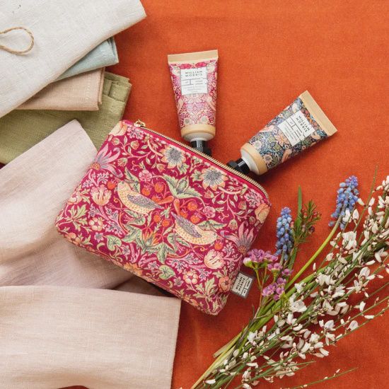 Strawberry Thief Patchouli &amp; Red Berry Hand Care Bag Set