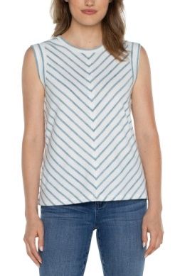 scoop neck modern muscle tee w/ miter front