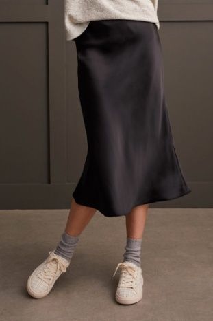 PULL ON MIDI SKIRT ELASTIC WAIST