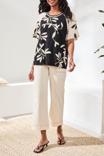 Flutter Sleeve Crew Neck Top, Color: Onyx, Size: XS