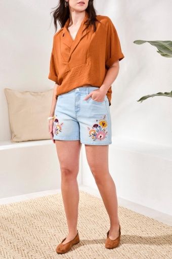 Audrey Girlfriend Short W/ Emb., Color: BlueCharm, Size: 2