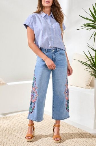 Audrey Wide Leg Crop W/ Emb