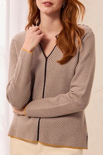 L/S Split Sweater W/ Tiping