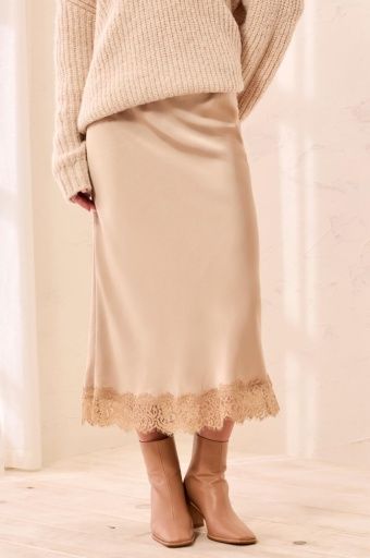 Satin Skirt w/ Lace Hem, Colour: Pashmina, Size: XS