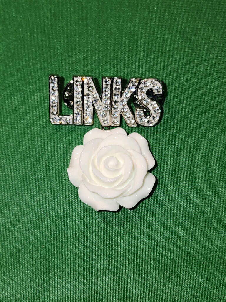 Links White Rose pin