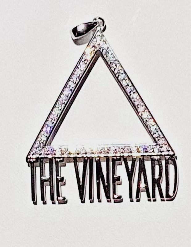 That Delta on The Vineyard