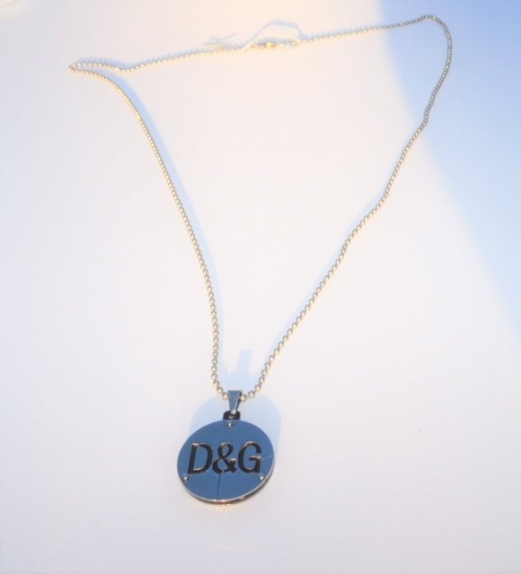 D &amp; G Unisex - Mens 30 inch Stainless Designer Pendant