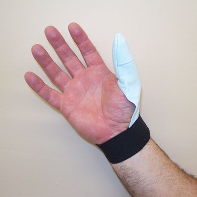 IMPACTO Pearl Leather Thumb guard