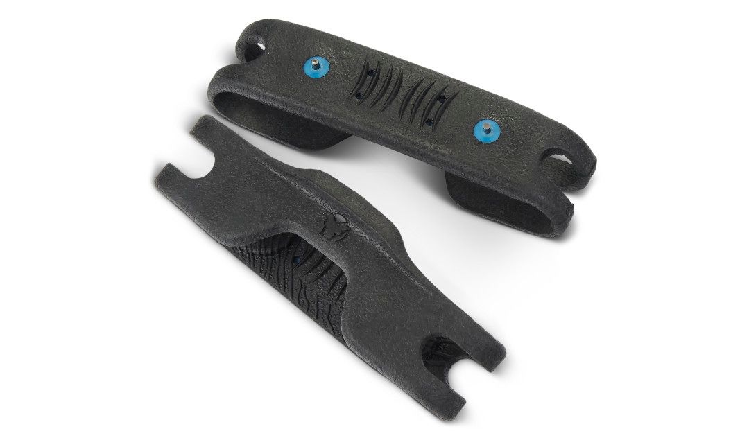 QuickTrax Shoe Traction Device | Yaktrax 8744   Safety Supplies Canada