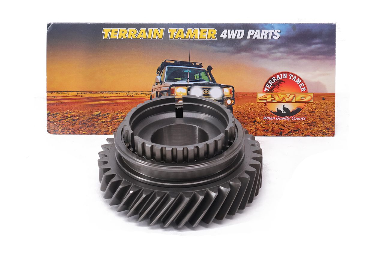 GEAR 5TH &amp; SLEEVE COUNTERSHAFT 37T NO-ID TD42 TD42T