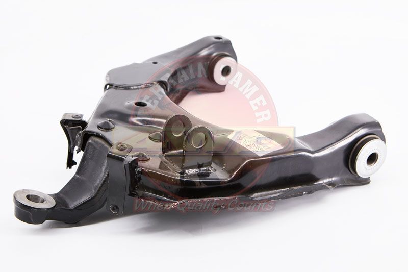CONTROL ARM LOWER R/H 7