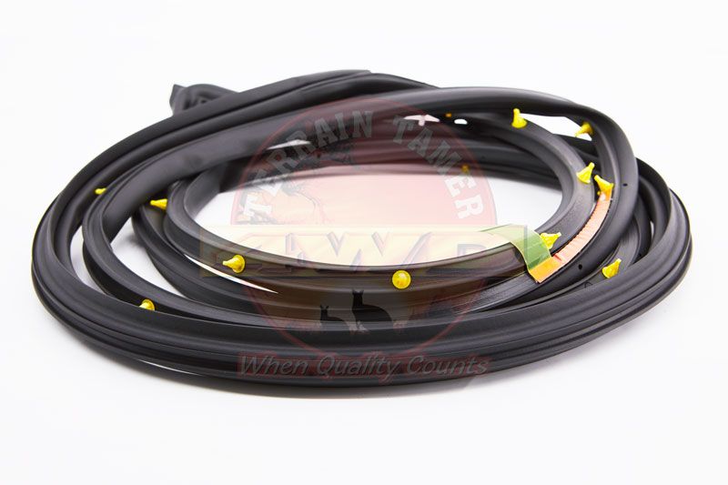DOOR SEAL FRONT L/H 3