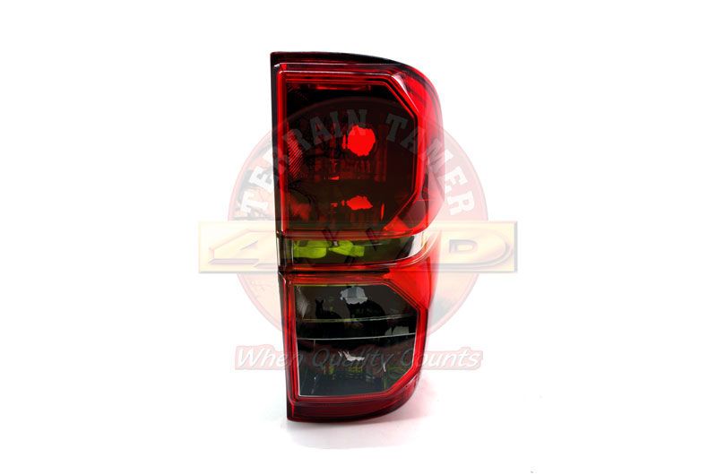 LENS &amp; BODY TAIL LAMP REAR R/H