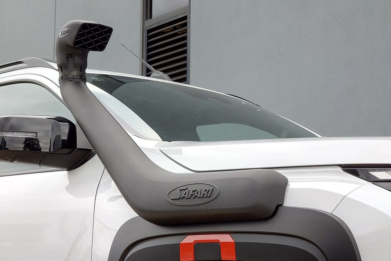 SNORKEL TRITON MV NAVARA D27 2.4L 4N16 R/H/S MOUNT