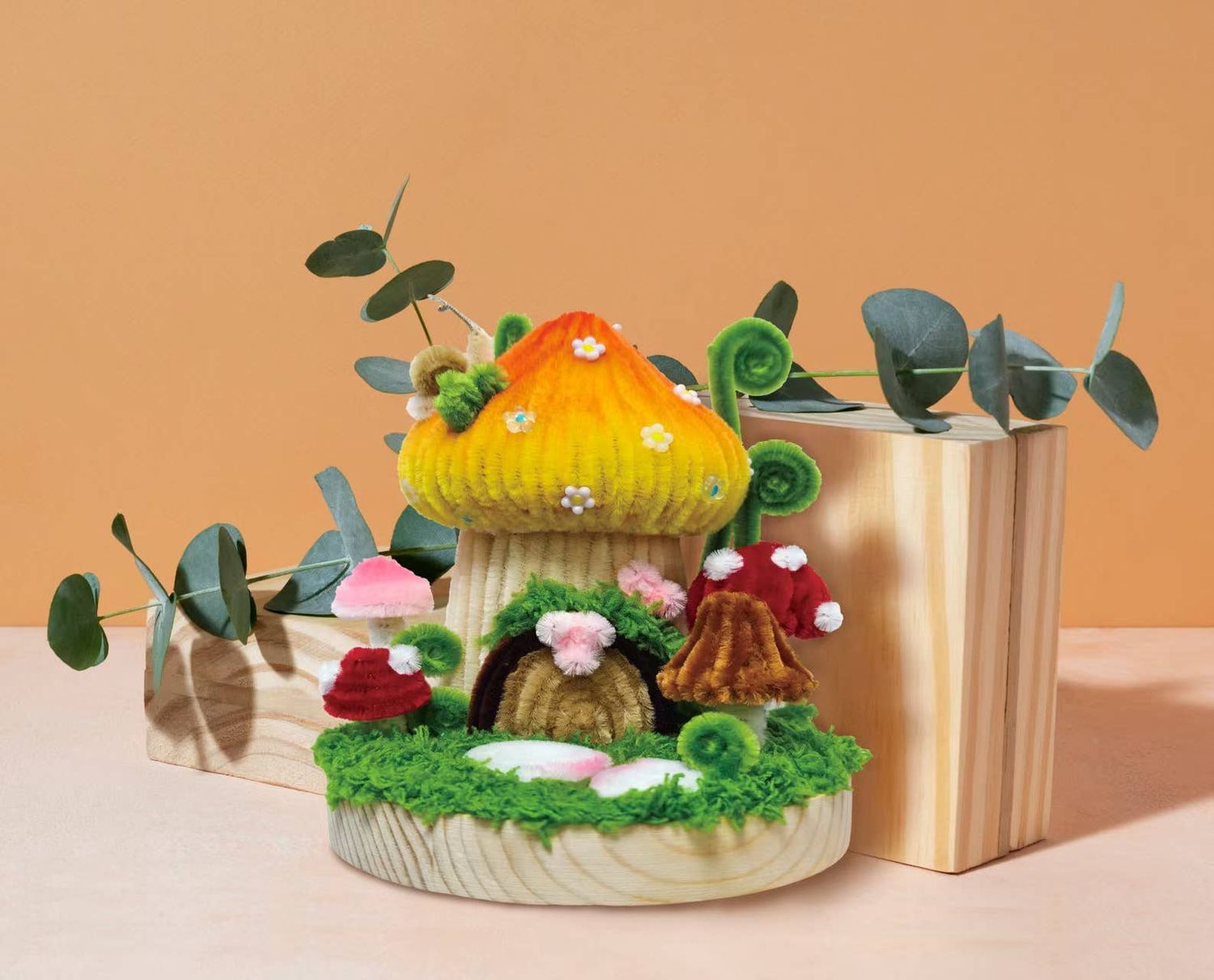 DIY Chenille Kit – Mushroom House