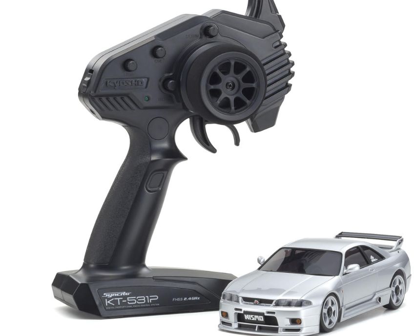 Mini-Z AWD MA020 r33 GTR silver