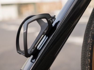 BOTTLE CAGES
