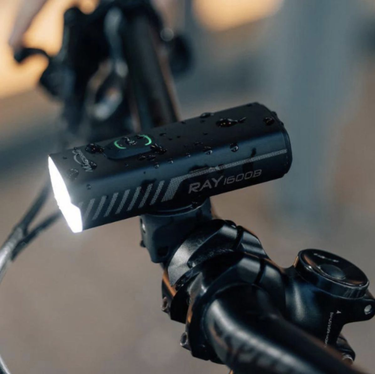 MAGIC SHINE RAY 1600 LUMEN FR