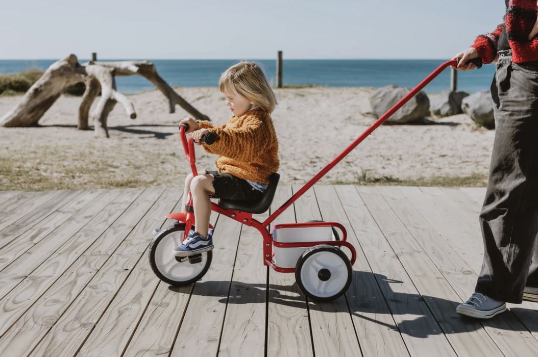 TRI-ANG 2.0 TUFF TRIKE W PUSH BAR, COLOUR: RED