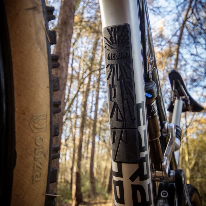 DYEDBRO SHUSH DOWNTUBE GUARD