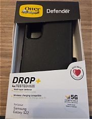 Galaxy S22 - OtterBox Defender Black Case*