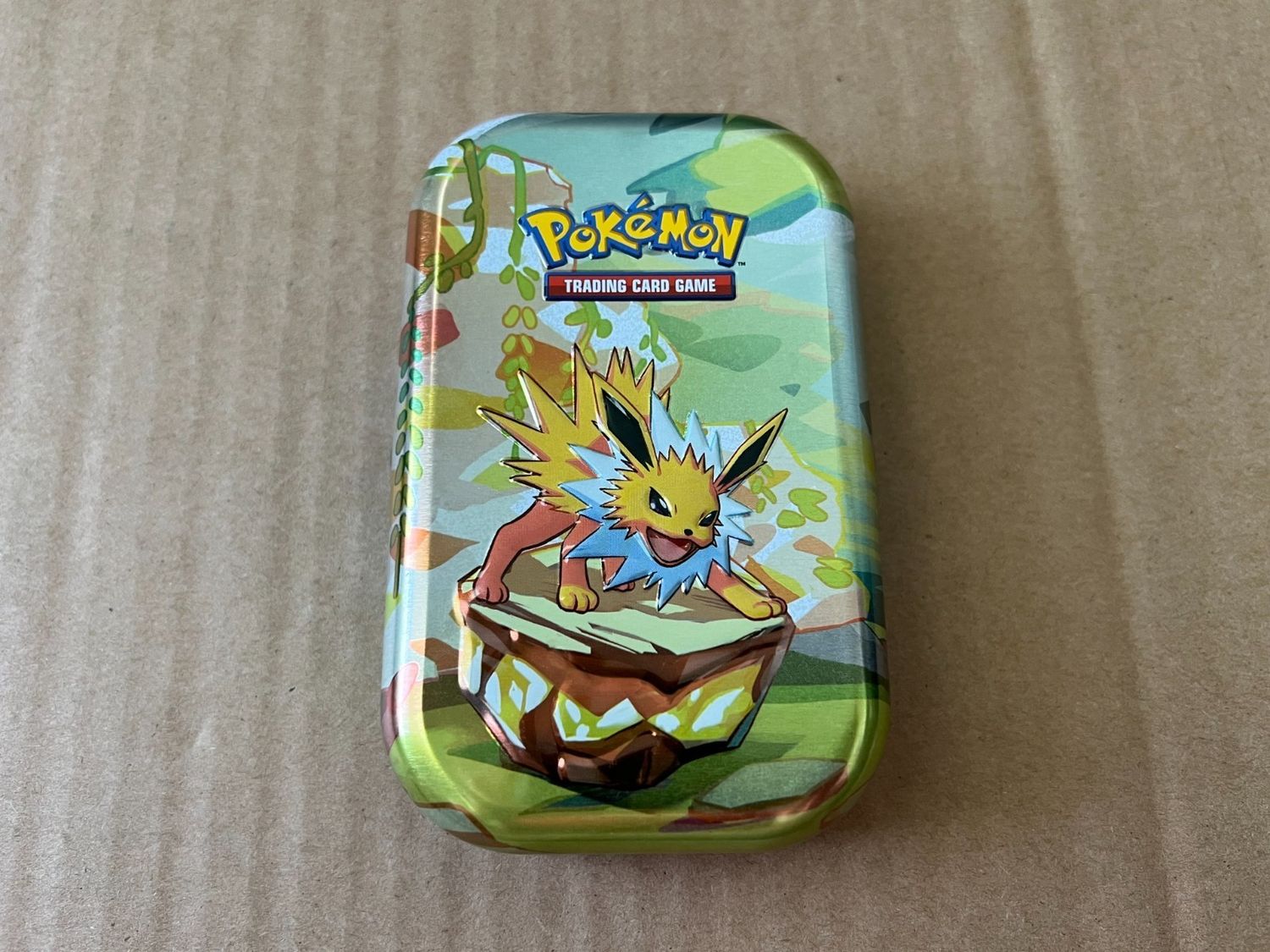 Pokémon TCG: Prismatic Evolutions Mini Tin