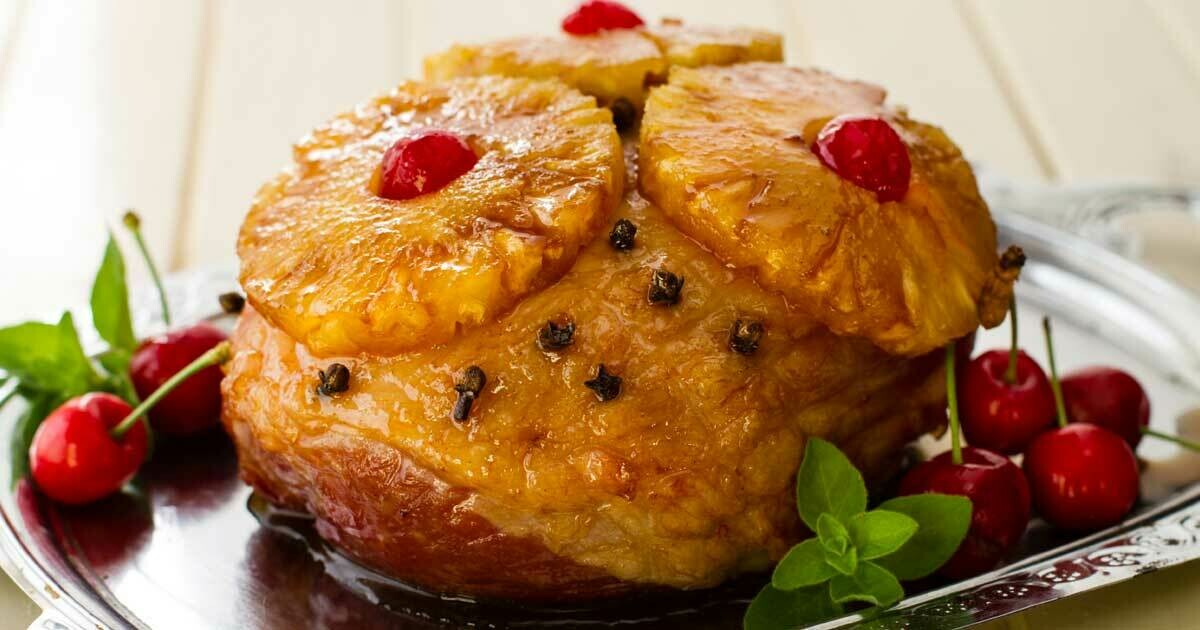 Cooked, Smoked Deboned Fully Glazed Gammon - No skin
Delicious Gelatine Glazing with Pineapples & Cherries ( From 2.5 Kg ) Cooked, Smoked Deboned Fully Glazed Gammon - No skin
Delicious Gelatine Glazing with Pineapples & Cherries ( From 2.5 Kg )