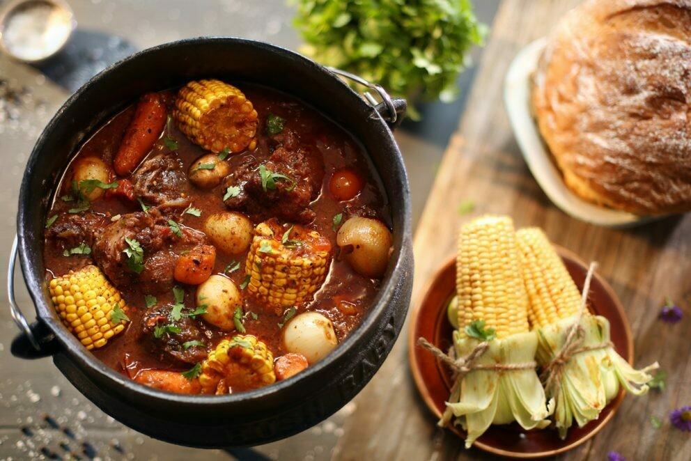 BEEF "POTJIE'' HAMPER BEEF "POTJIE'' HAMPER