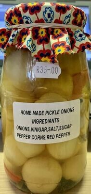 Ouma's home made pickled onions with peppers