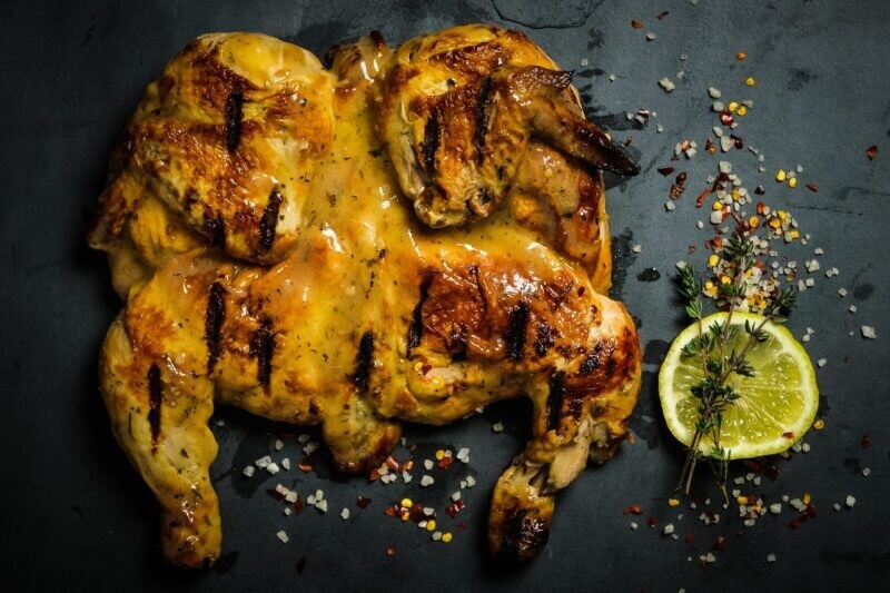 Chicken Spatchcock in Lemon &amp; Herb Sauce  +/- 1.6kg