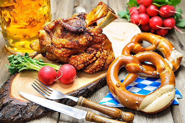 Pork -Eisbein Front Fresh, raw. (800g/1kg)