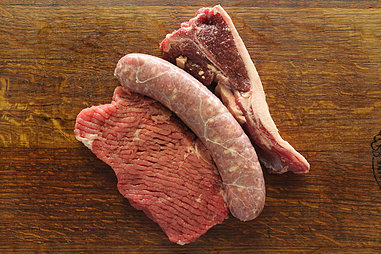 No.1 Braai Pack Tenderised Steak, Lamb Chop &amp; Wors