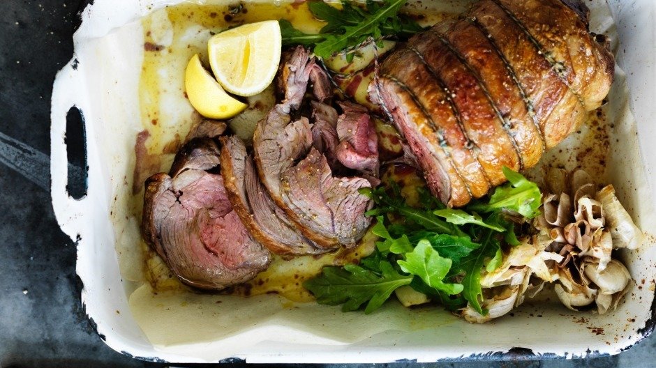 Lamb Shoulder Rolled Roast .(+/-2kg)
