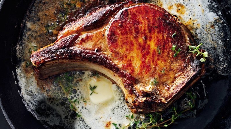 Pork Loin Chops with Rind.(+/-850g)