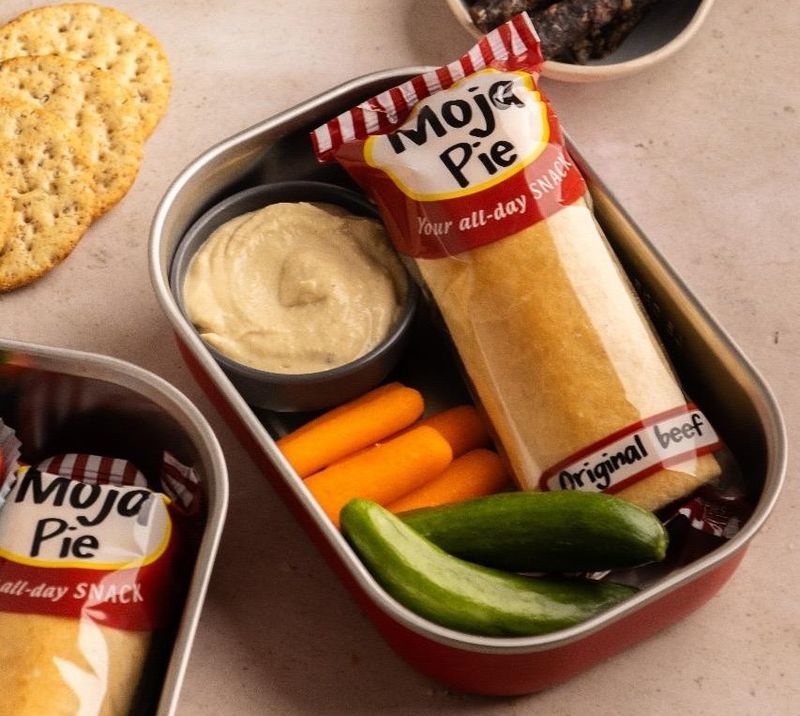 Moyo Mince Country Pies: Family Pack of 8