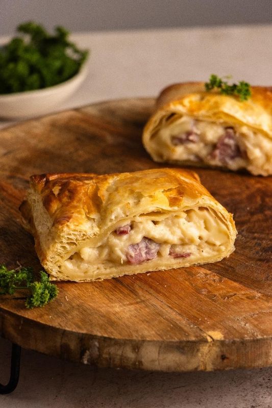 Smokey Beef & Cheese Pie 180g