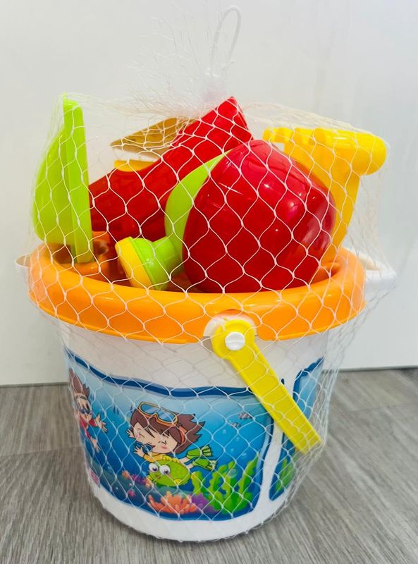 Beach - Bucket