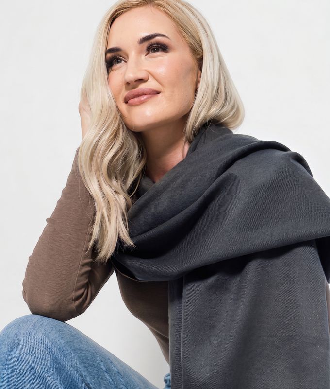 Ateljee - Luxe Winter Wraps