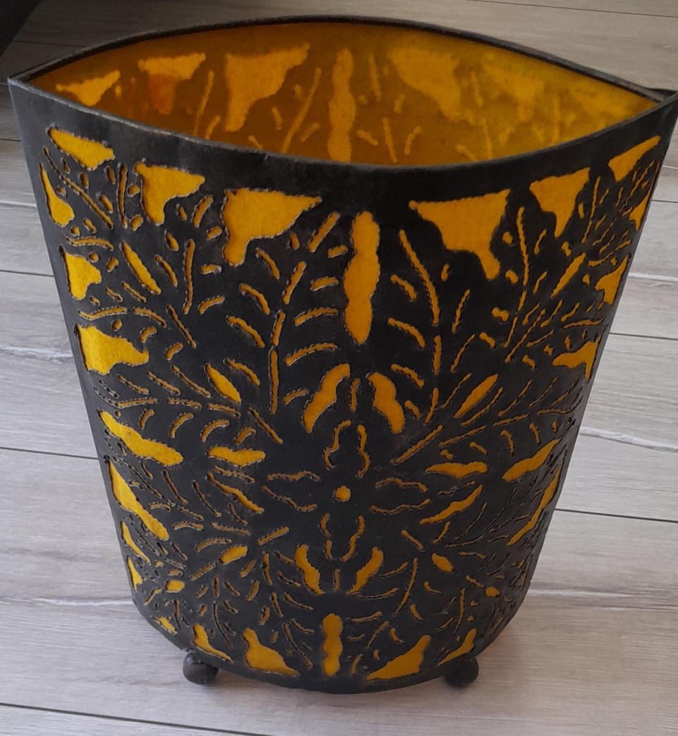 Indoblu -Decco Lamp, Colour: Black/Yellow