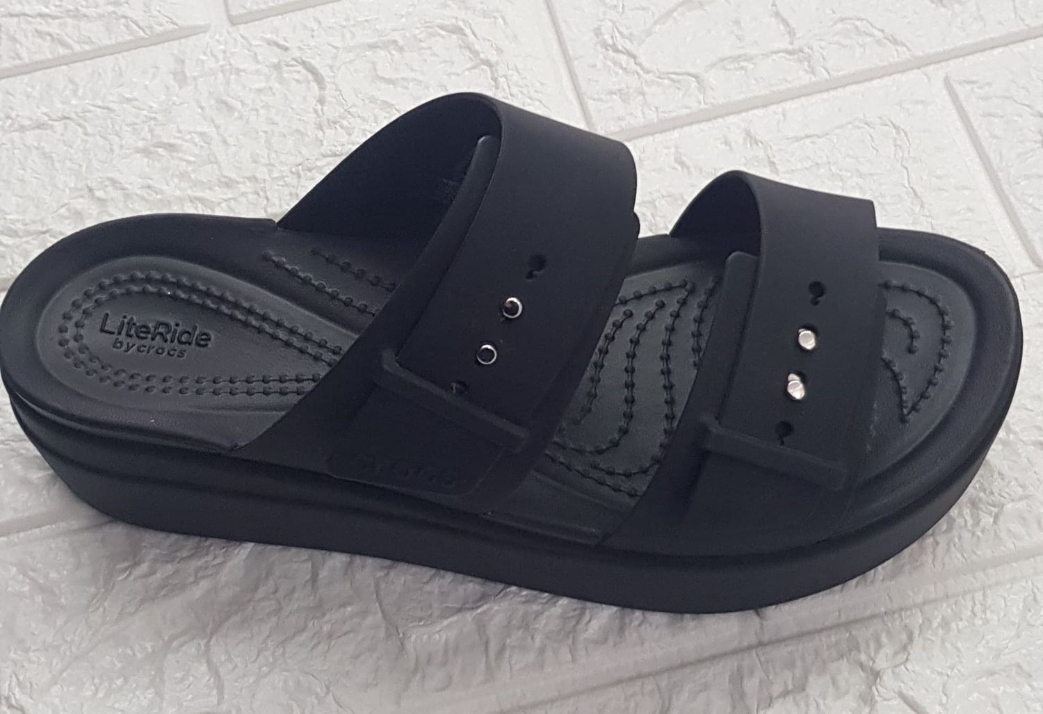 Croc's - Brooklyn Buckle Wedge - Black, Colour: Black, SIze: UK3