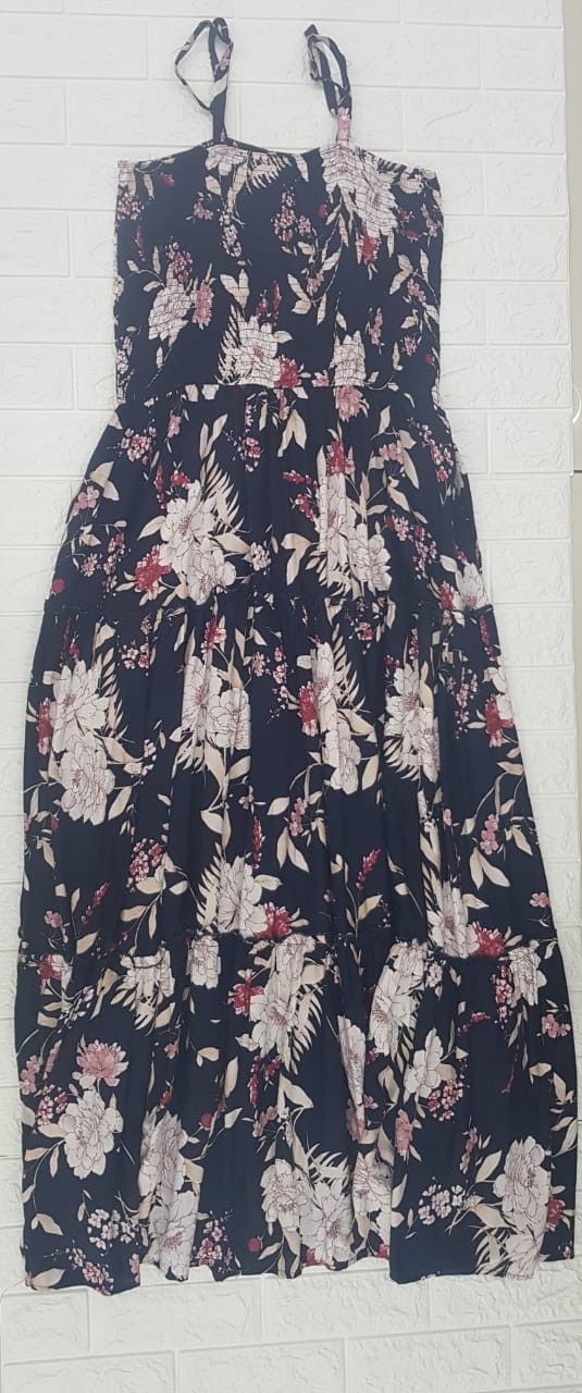 Stella Morgan - Strappy Maxi Dress - Navy Flower