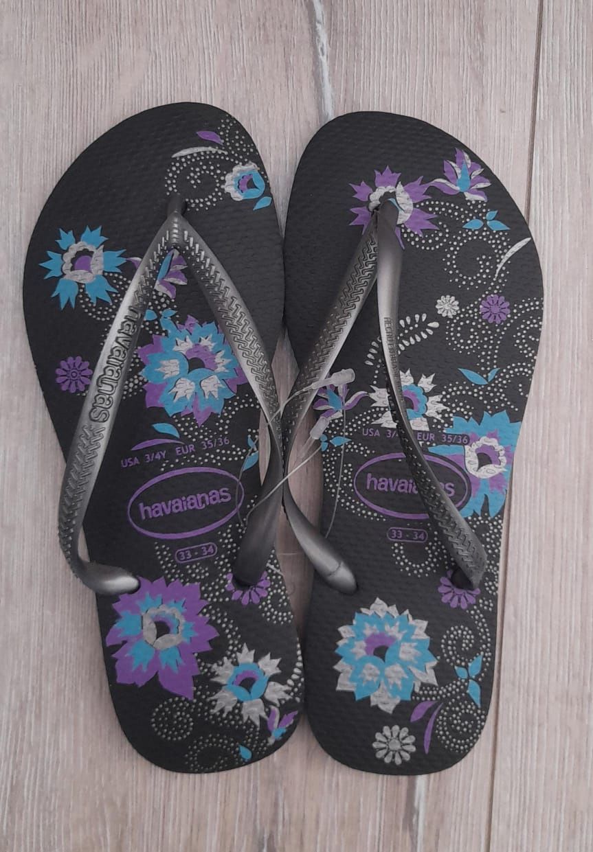 Havaiana -Slim Floral Pattern