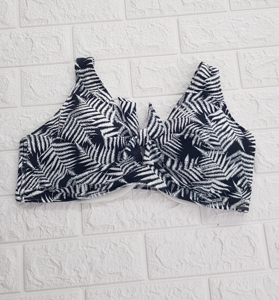 Moontide - Tie Front Top - Black &amp; White /M8903SF, Colour: Black &amp; White, Size.: UK 8