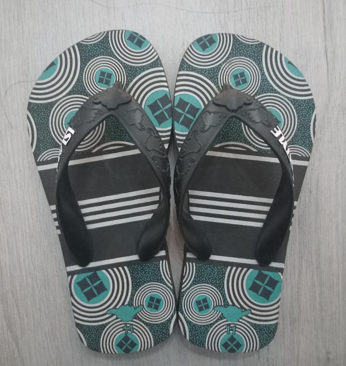 Island Style-  Slops  Kids