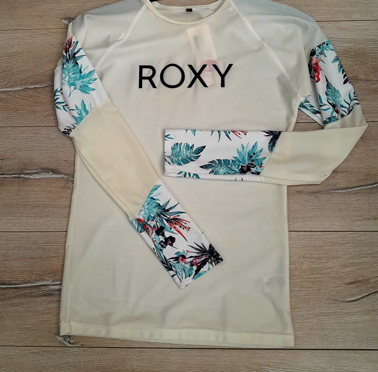 Roxy - Cariban Rashie L/S - White