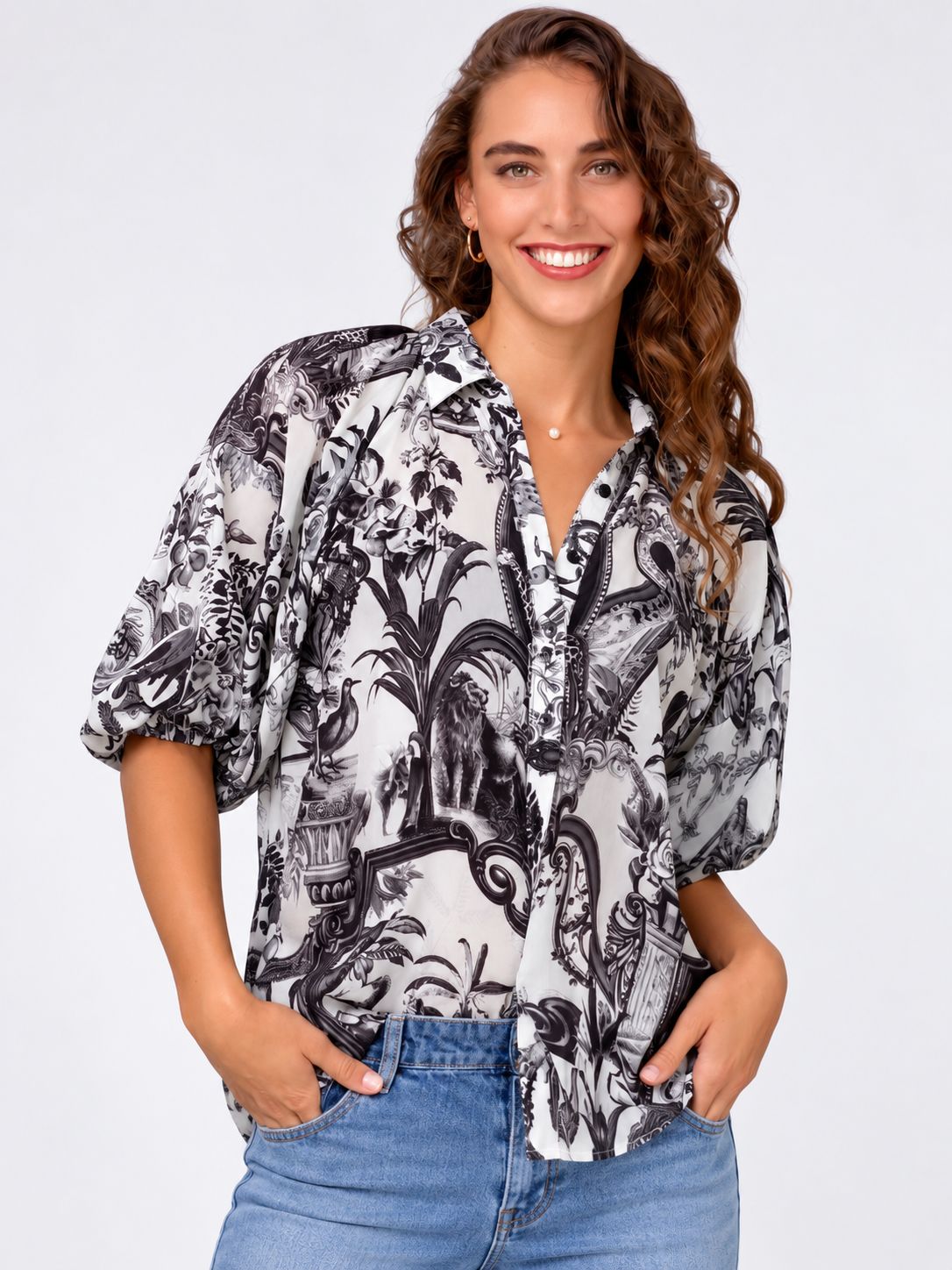 Iconic - Raglan Button Down Blouse - Black and White Lion, Size.: XS