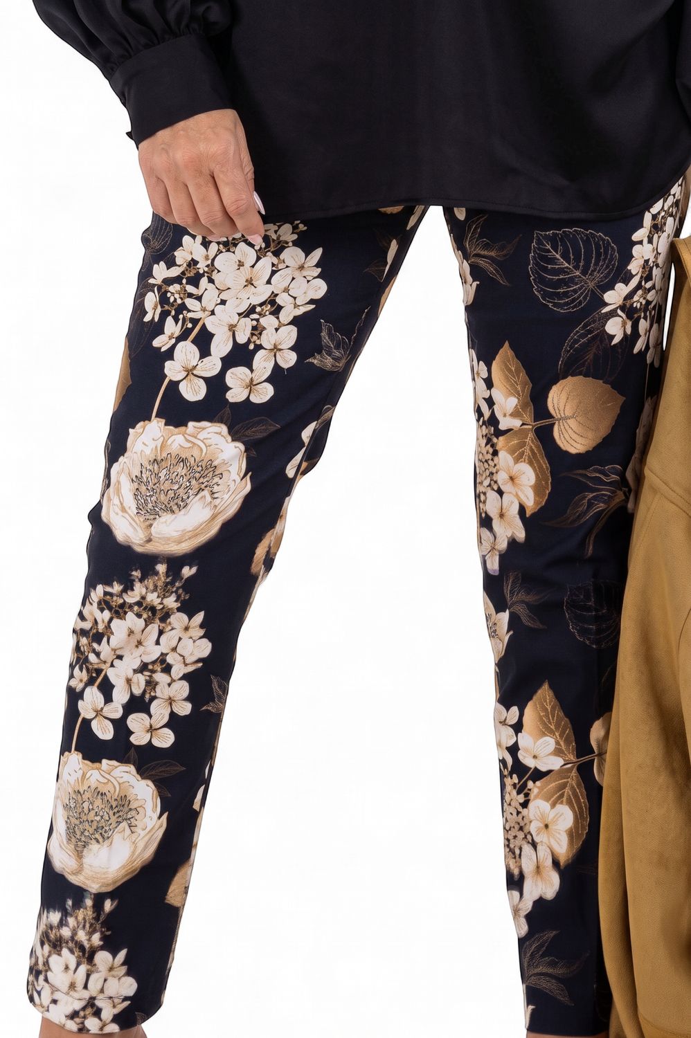 Calypso - 7/8 Flat Front Pant - Cotton Spandex Tokyo Blossoms, Size.: 30