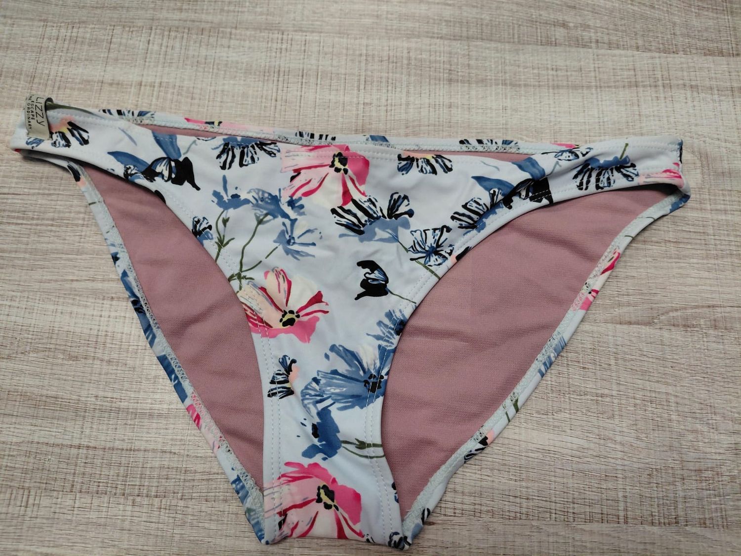Lizzy - Maaria Bikini Bottom - Lilac Floral LS9370, Sizes: Size 8/32