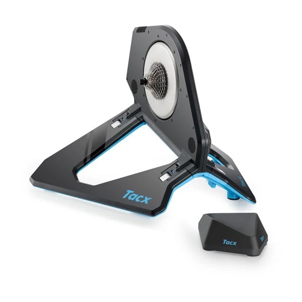 Promo Rullo Tacx® NEO 2T + Motion Plates + Tappetino + Voucher 6 mesi App Tacx Premium Promo Rullo Tacx® NEO 2T + Motion Plates + Tappetino + Voucher 6 mesi App Tacx Premium