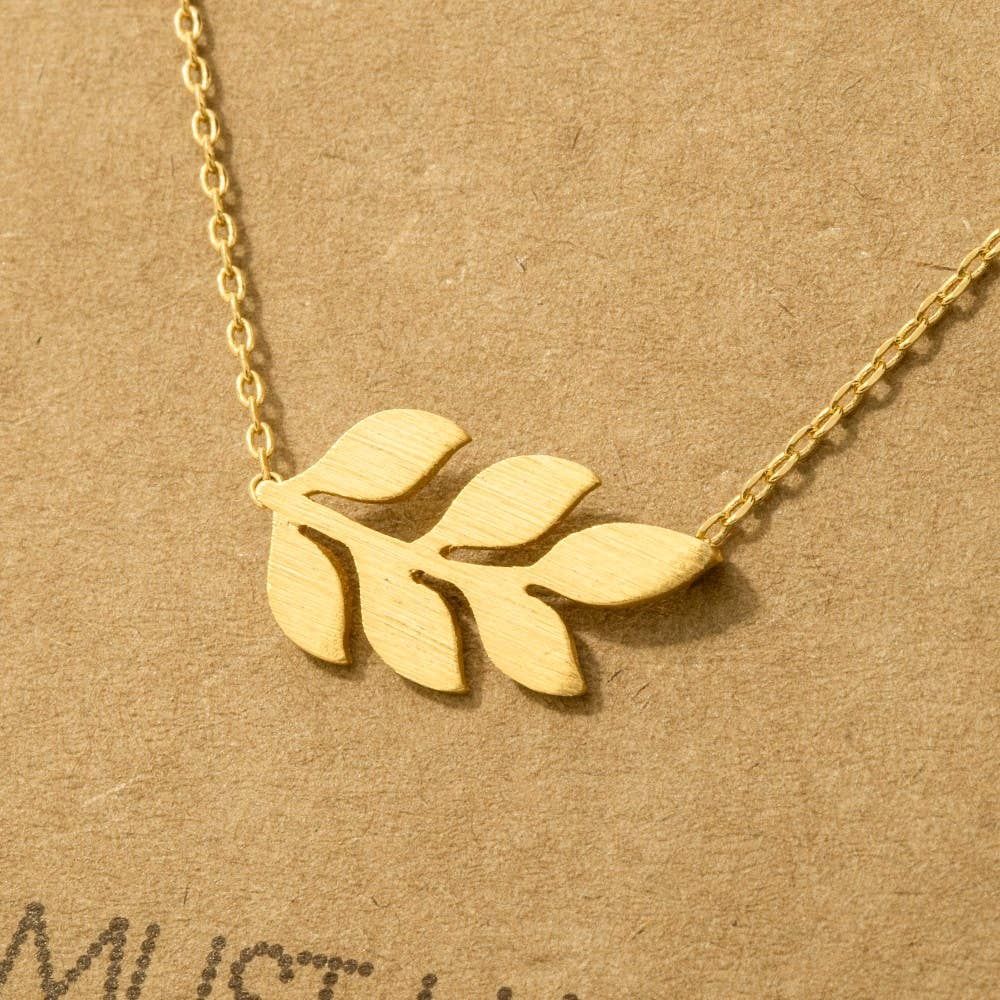Gold Dipped Dainty Leaf Pendant Necklace: Gold